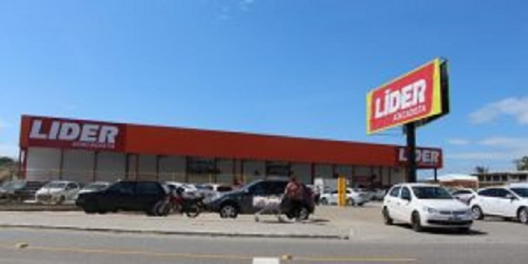 Quadrilha é presa em flagrante furtando o Líder Atacadista