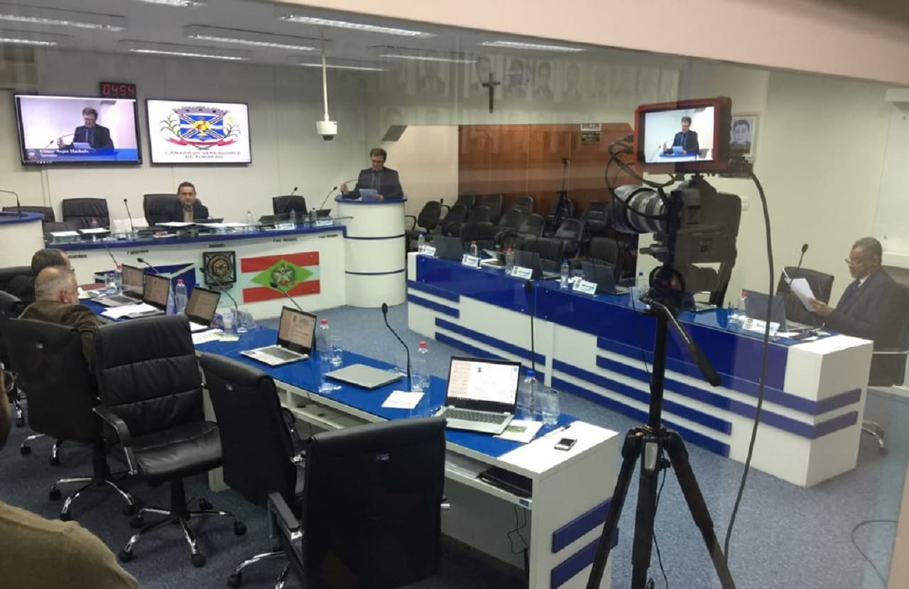 Durante 2018, executivo encaminhou 118 projetos em regime de urgência à Câmara de Vereadores