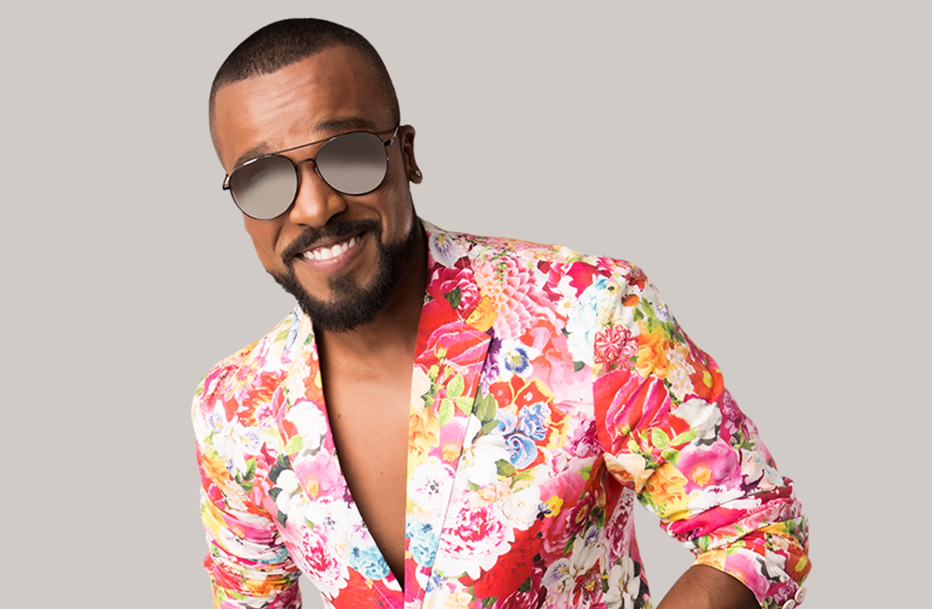 Alexandre Pires comanda 3 horas de show neste sábado (14), na Hangar