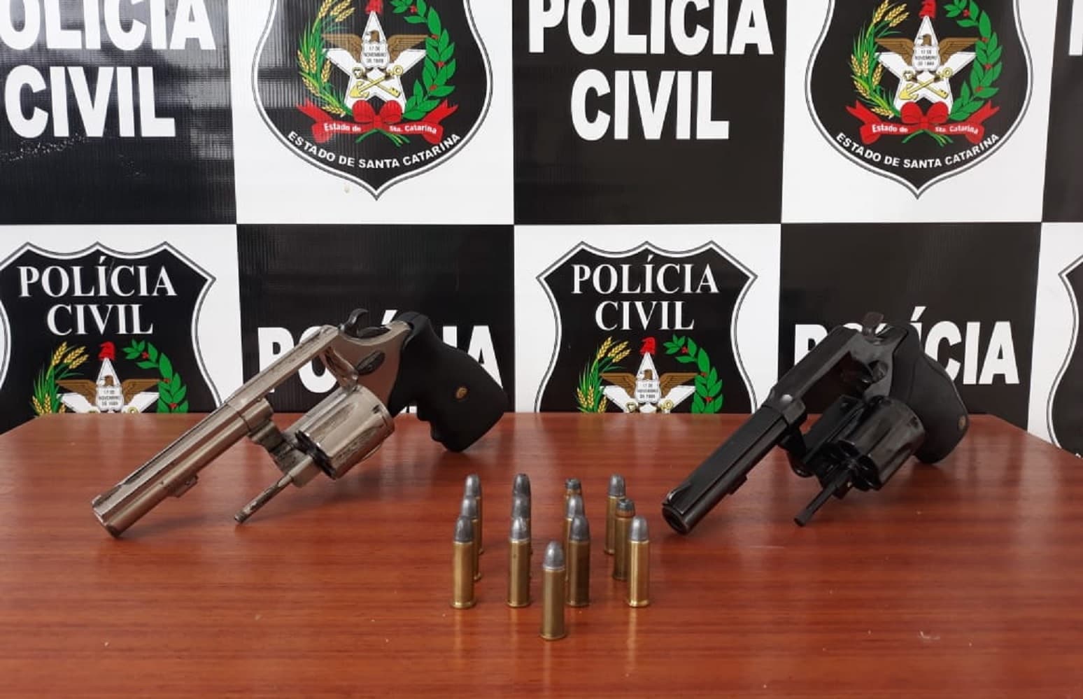 Integrante de facção criminosa é preso por Divisão de Investigação de Tubarão