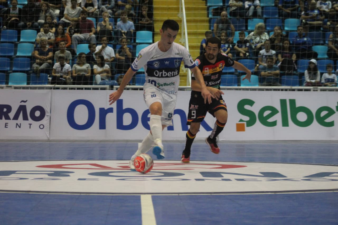 ESTADUAL: Tubarão Futsal volta a vencer e bate o Blumenau, na Arena Multiuso