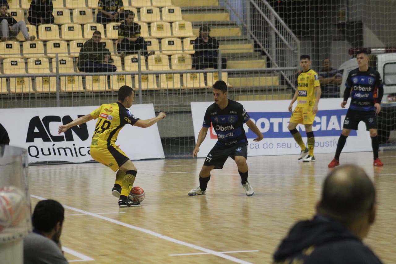 ESTADUAL: Com equipe mista, Tubarão Futsal perde em Jaraguá