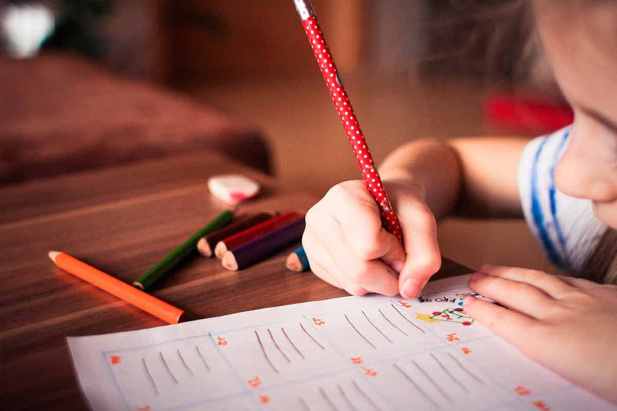 Reforço escolar será oferecido a alunos do ensino fundamental