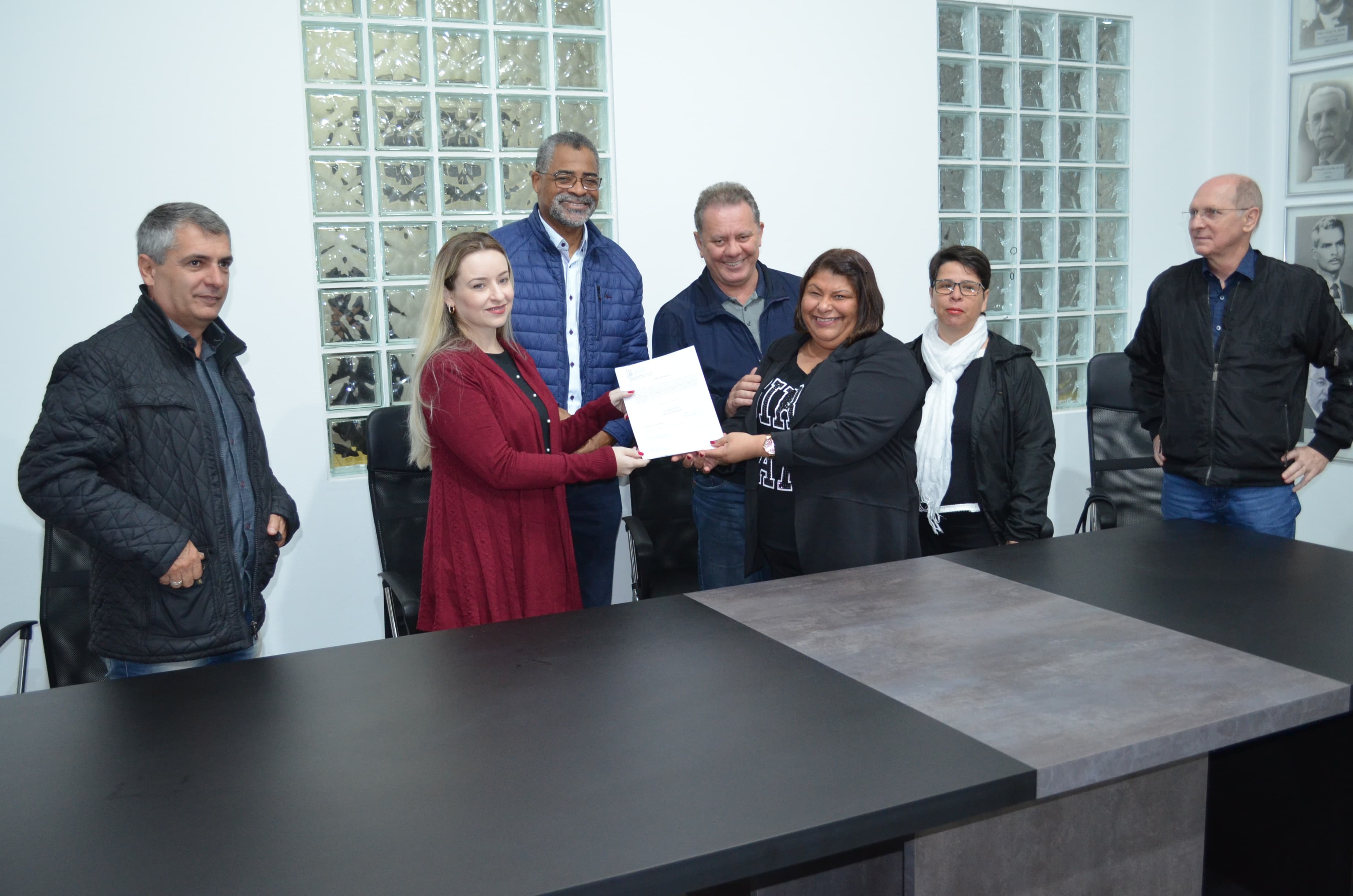 Cobertura da Escola Juscelino Kubitschek será reformada