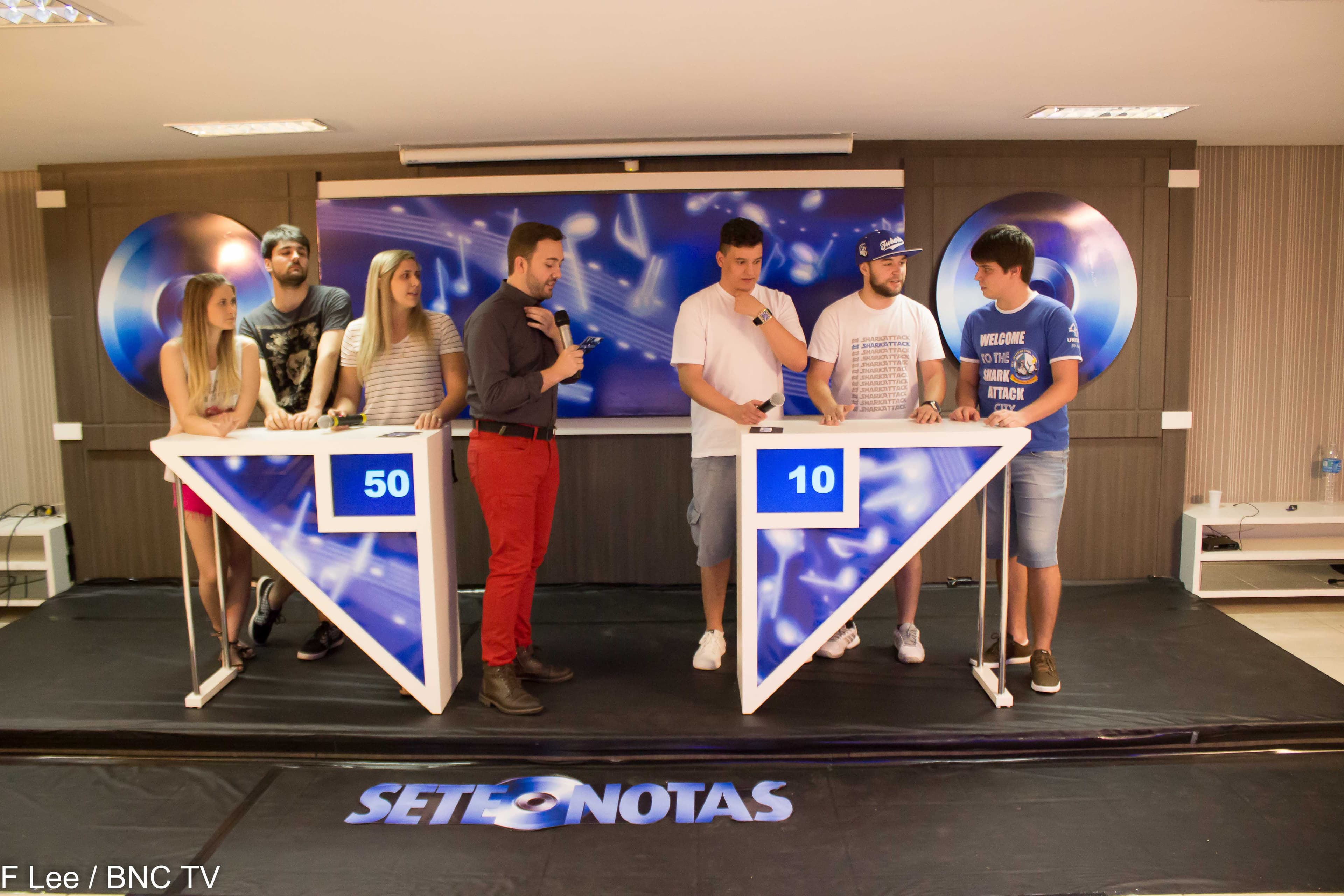 Alunos de Odonto e Medicina e jogadores de handebol e futsal brincam em episódios do Sete Notas