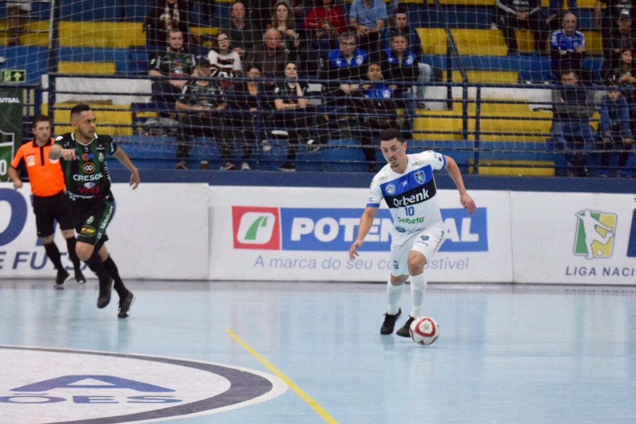 LIGA FUTSAL: Fora de casa, Tubarão empata com o Marreco