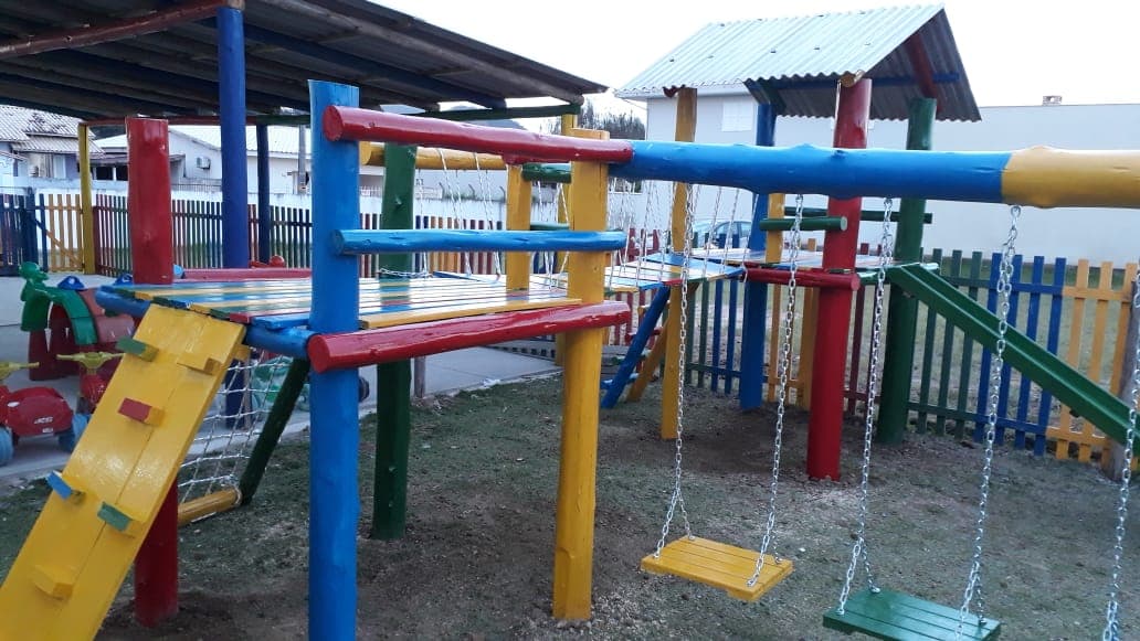 CEIs ganharão novos parquinhos, colchões e roupas de cama