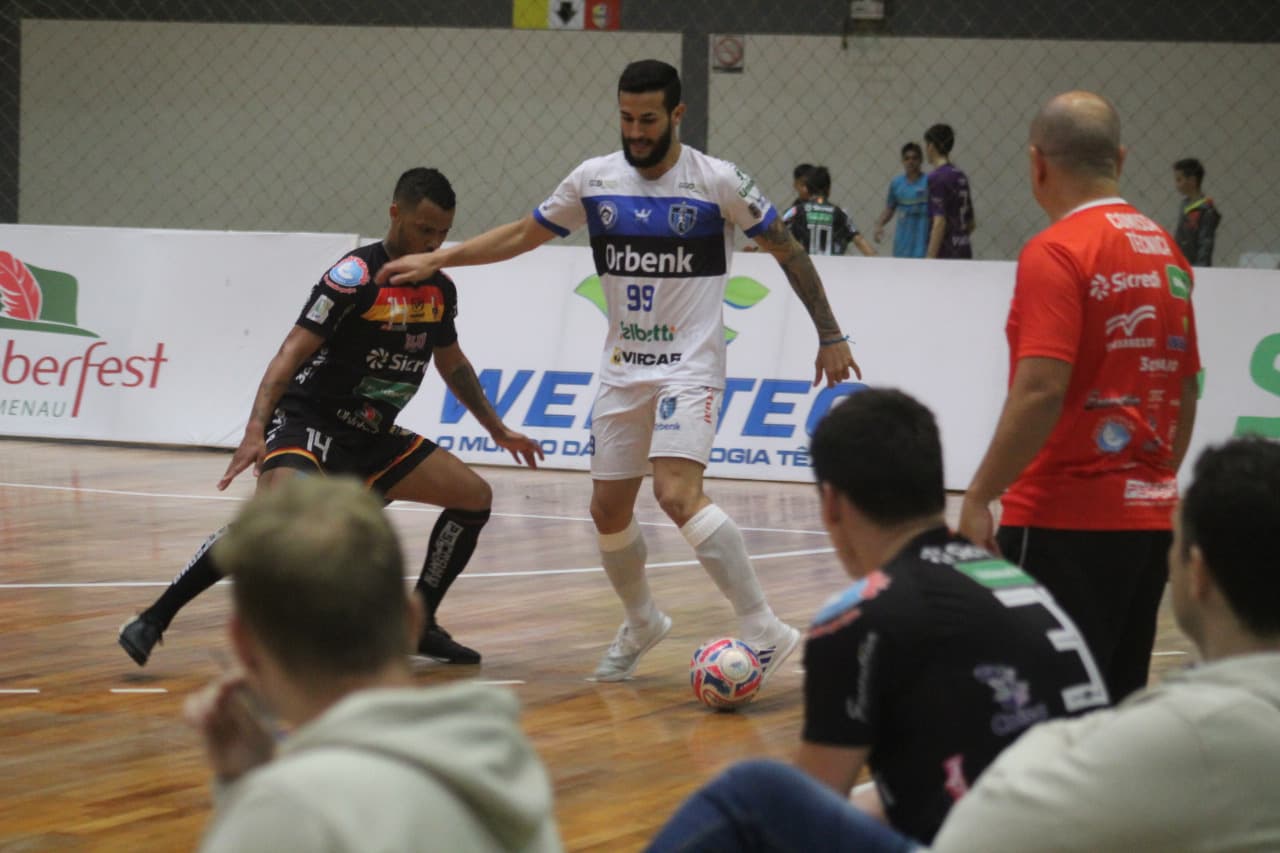 ESTADUAL: Tubarão Futsal empata com o Blumenau