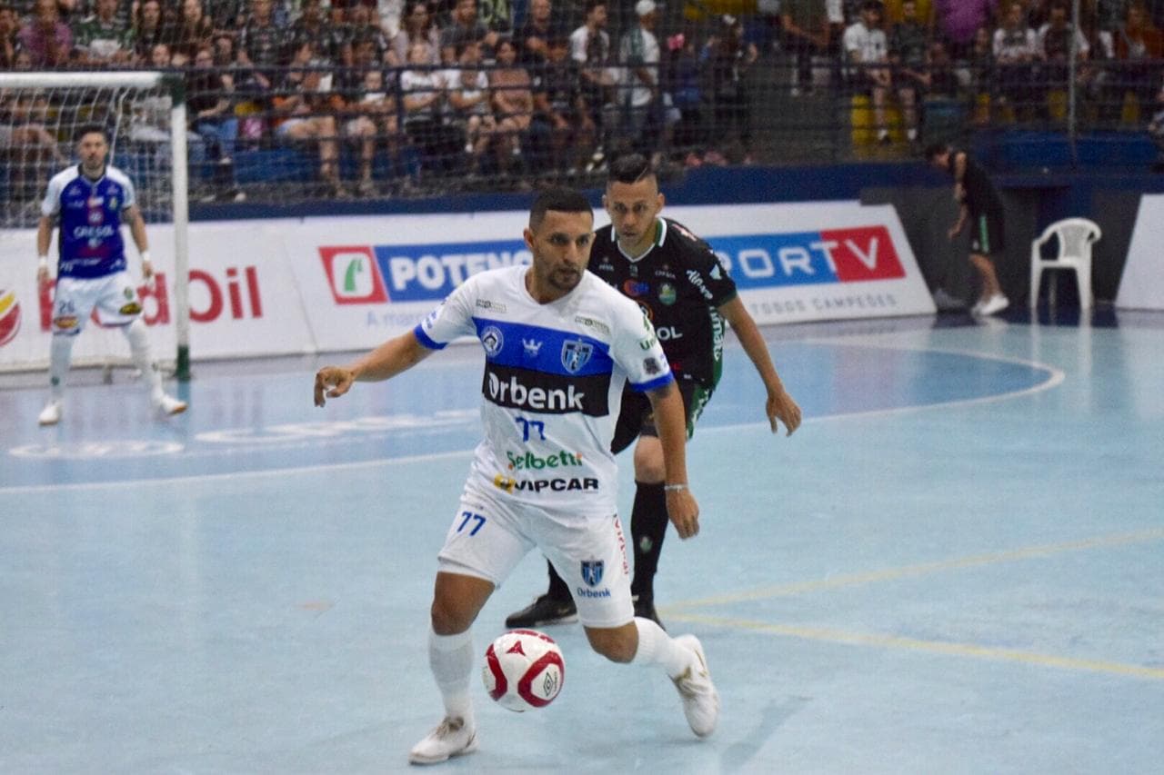LIGA FUTSAL: Tubarão perde o jogo de ida das oitavas