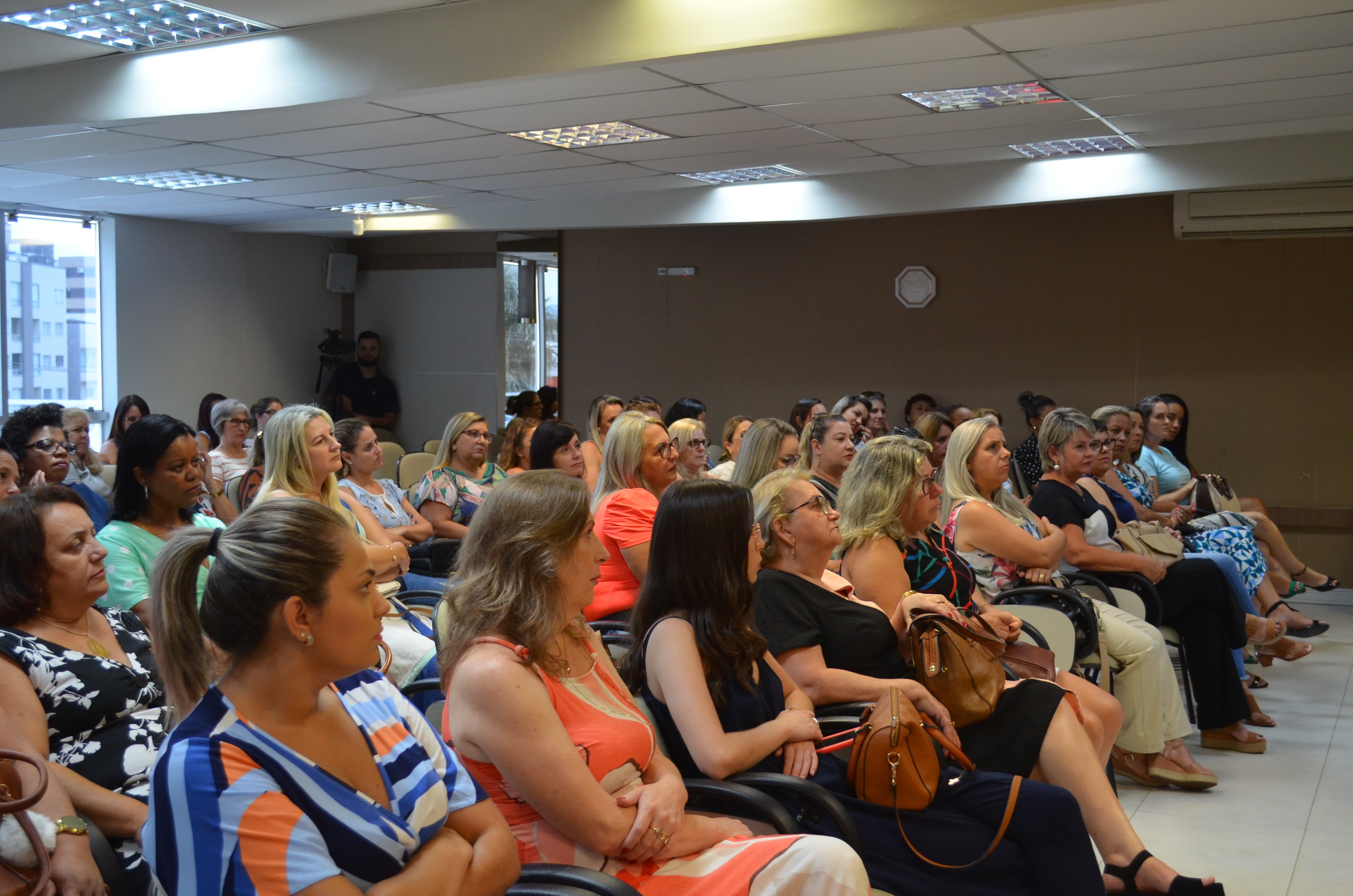 Diretoras da rede municipal de ensino são empossadas