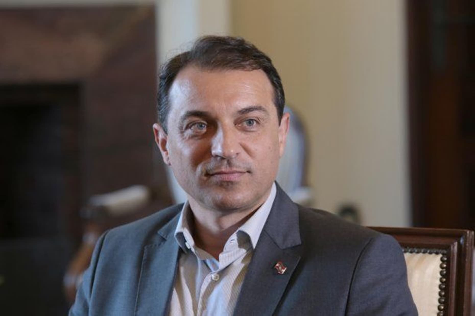 Governador Carlos Moisés da Silva testa positivo para COVID-19