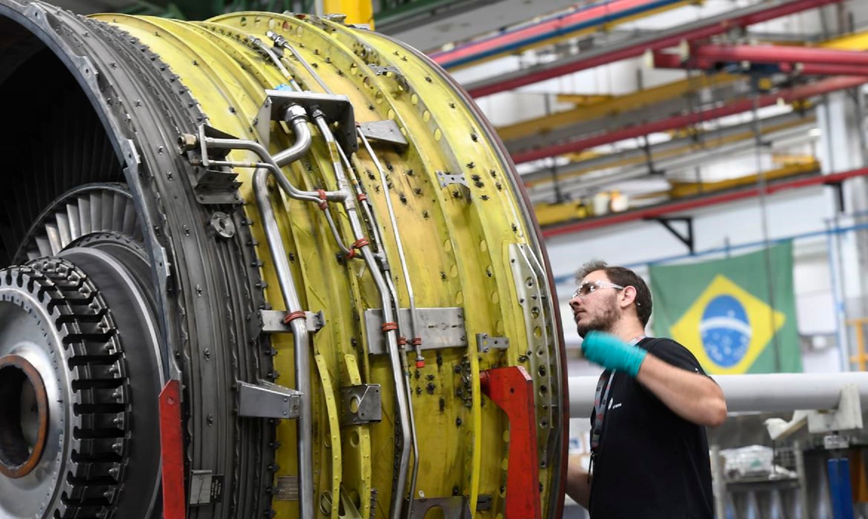 Instituições financeiras preveem queda de 5,46% na economia este ano