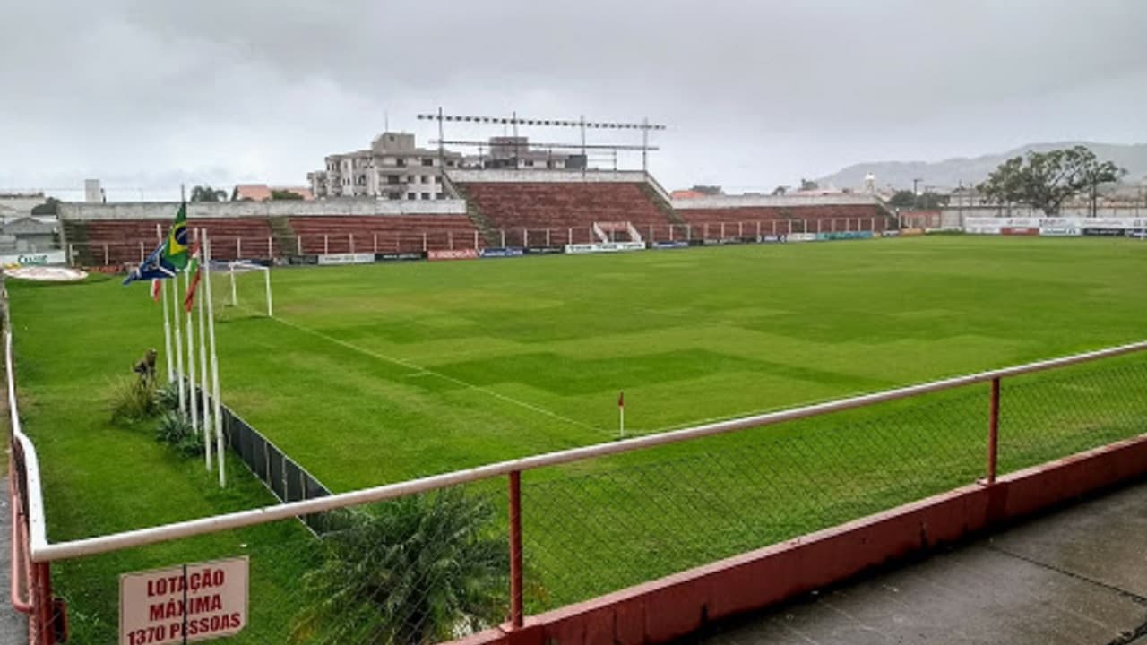 Times de futebol disponibilizam espaço para vacinação contra a COVID-19