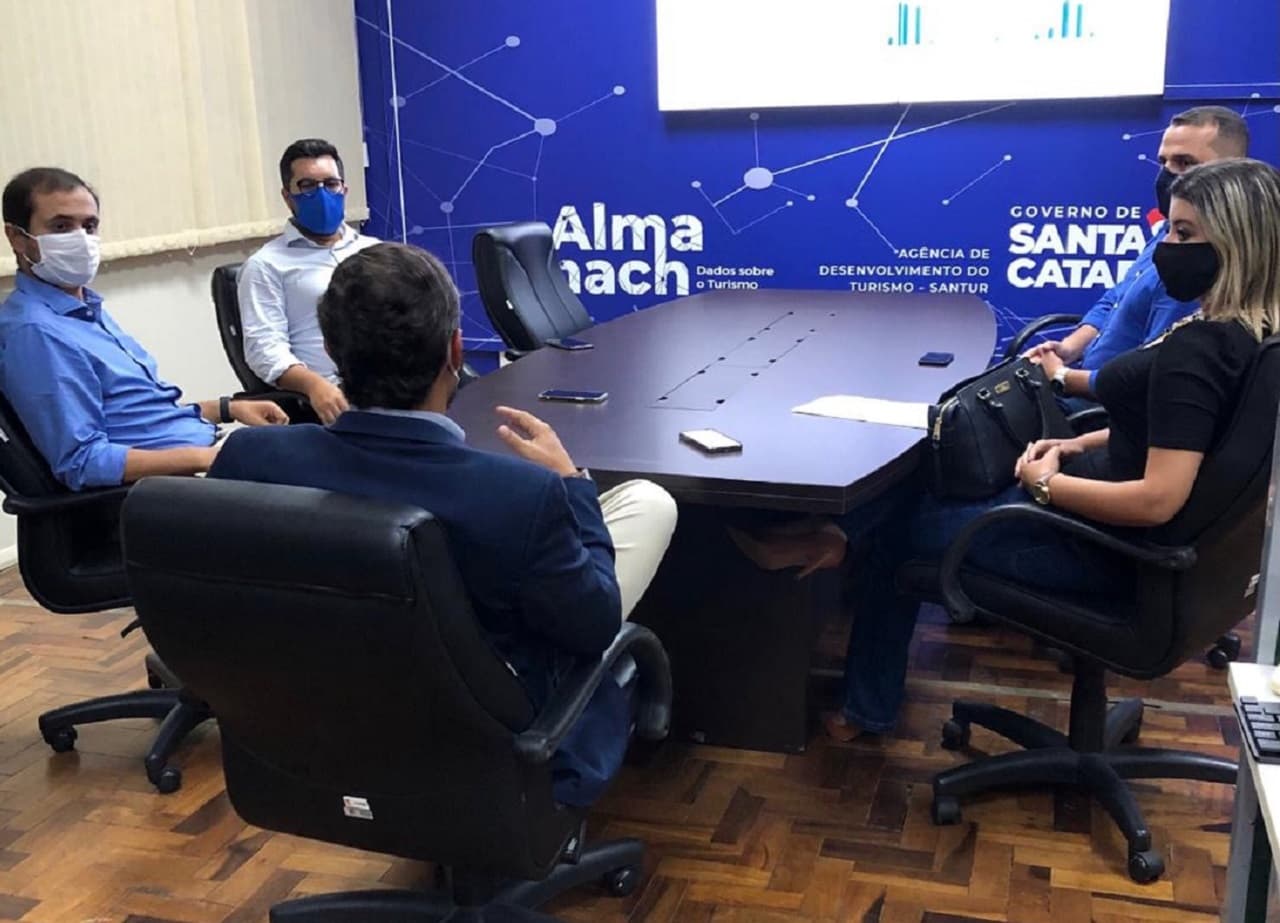 Encontro para melhorar os pontos turísticos de Imbituba aconteceu na quarta-feira (7)