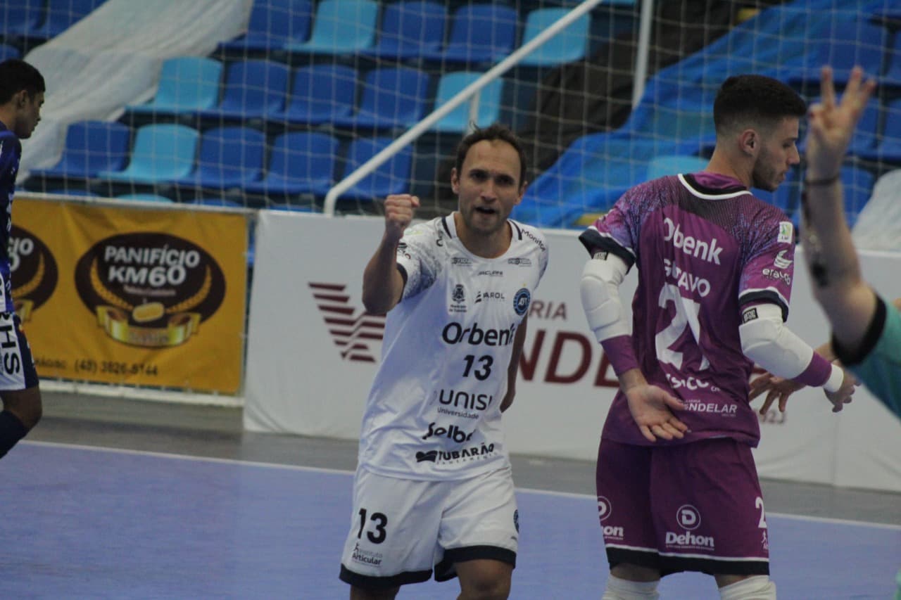 ESTADUAL: Tubarão Futsal busca o empate com o São Lourenço