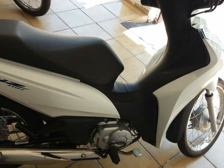 Ladrão apanha durante tentativa de furto de moto