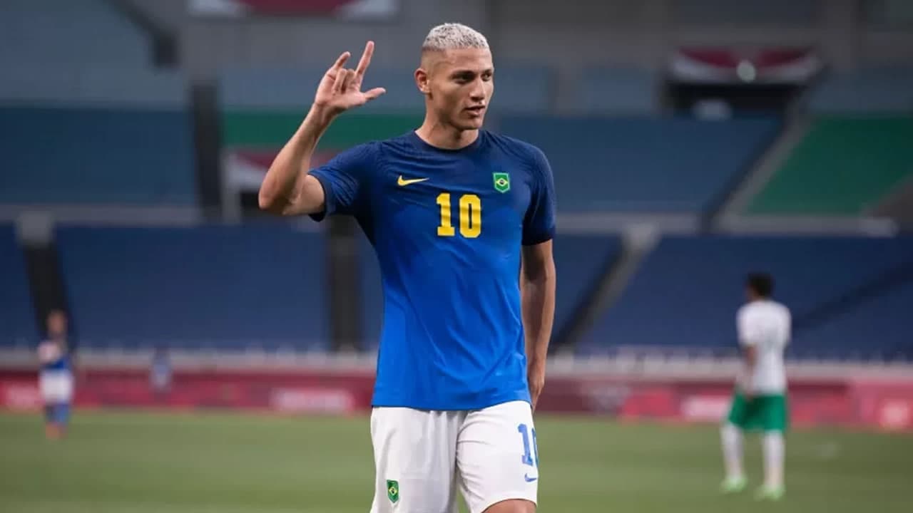 OLIMPÍADA: Richarlison decide contra a Arábia Saudita, e futebol masculino avança como líder