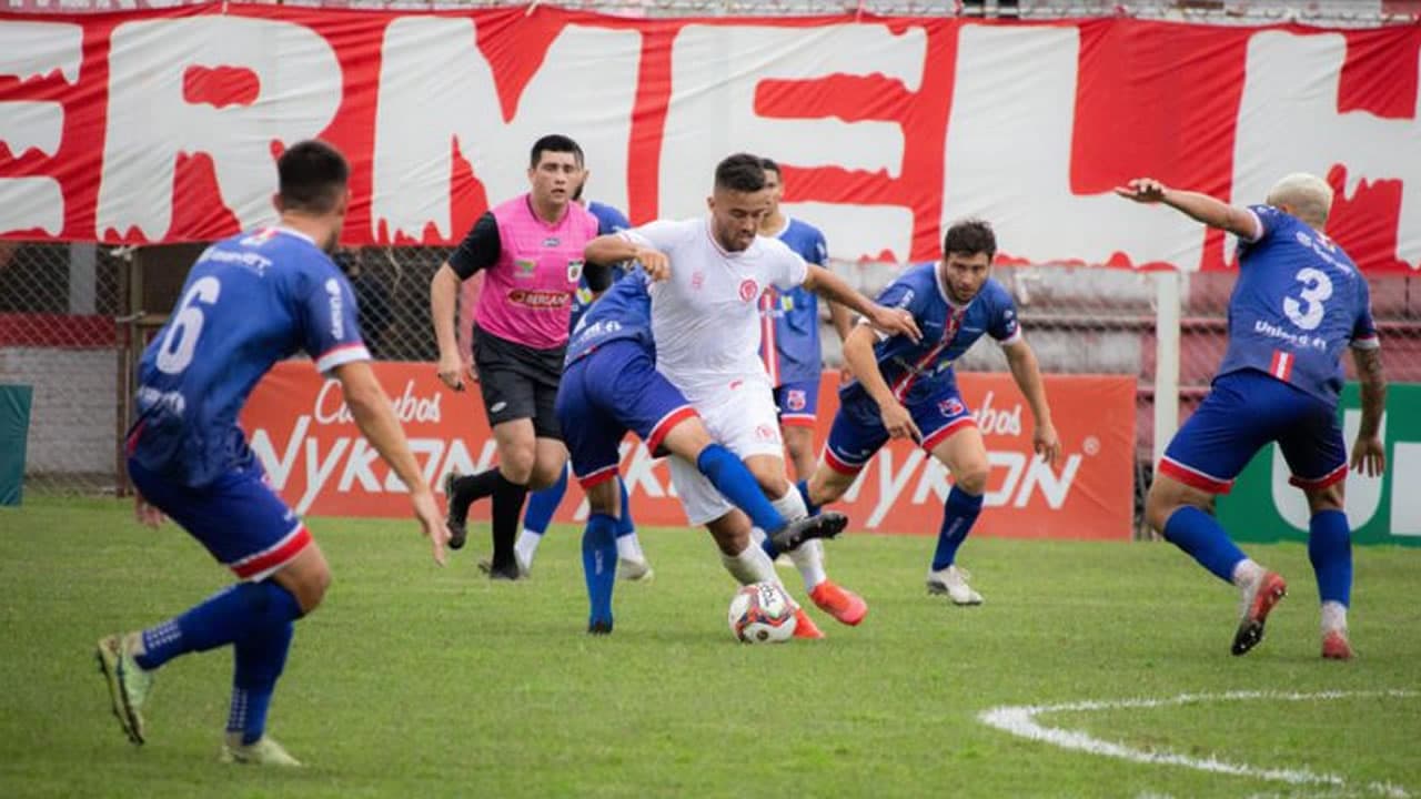 COPA SC: Na volta da torcida ao Aníbal Costa, Hercílio Luz vence o Caçador
