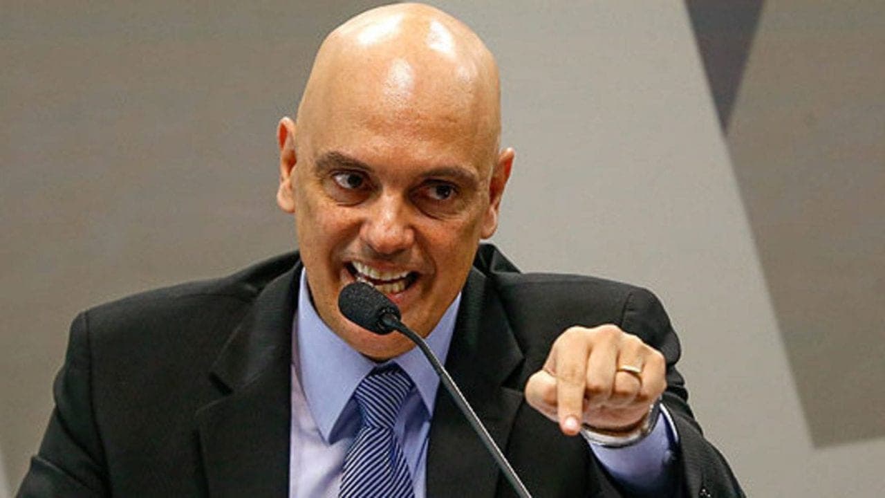 Moraes nega pedido do PL e condena coligação de Bolsonaro a pagar multa de R$ 22,9 milhões