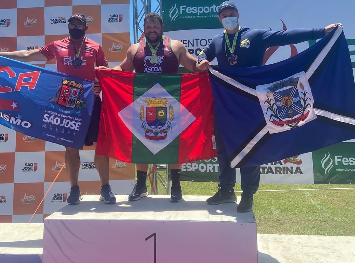 Tubarão conquista mais medalhas nos Jasc