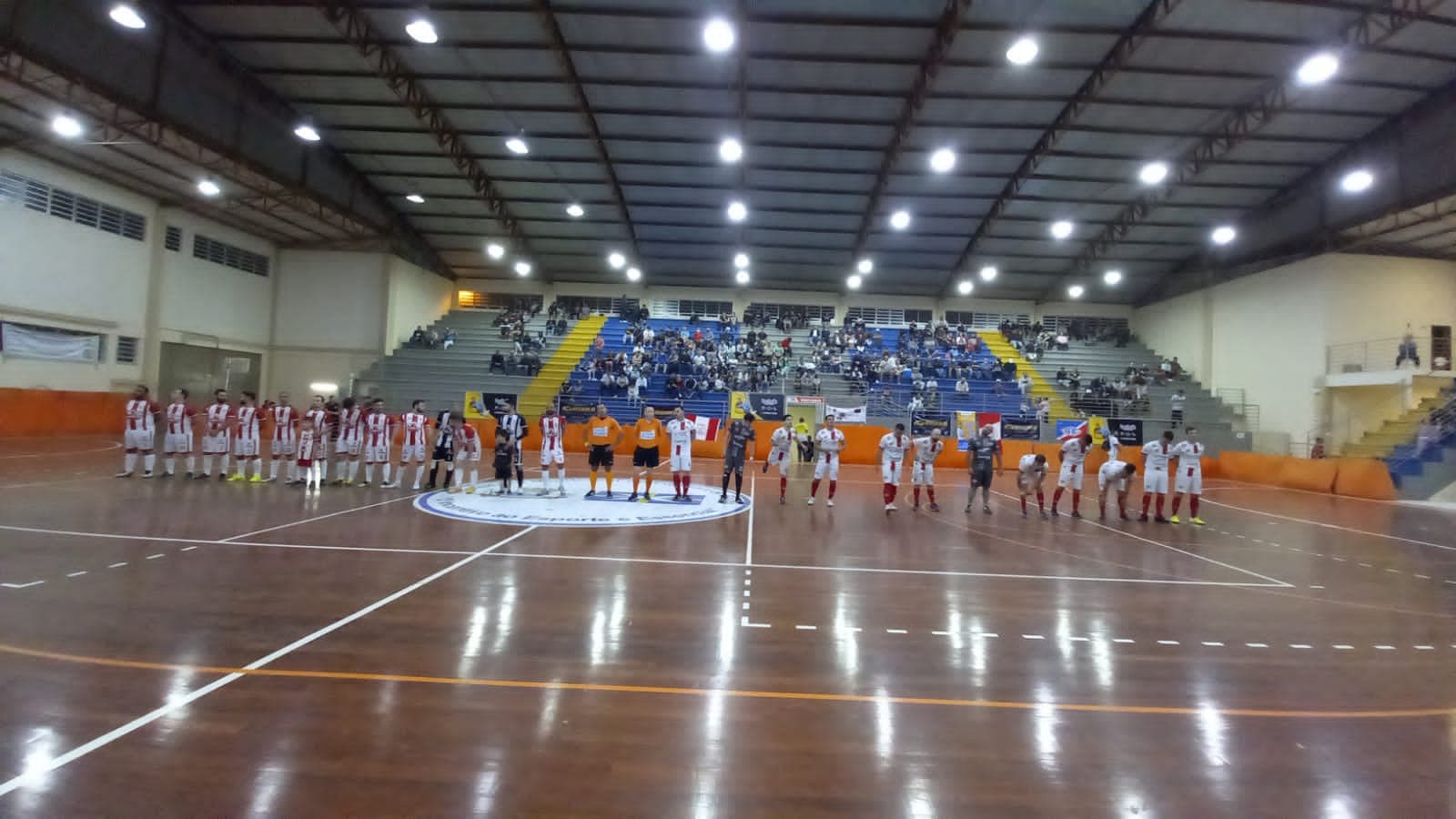 Bandeirantes se sagra campeão do Campeonato de Futsal de Capivari de Baixo