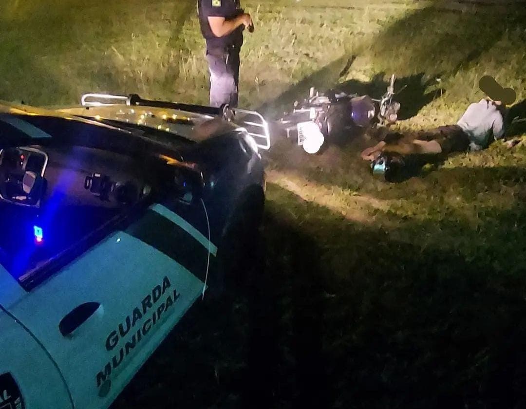 Duas motocicletas são apreendidas em Laguna