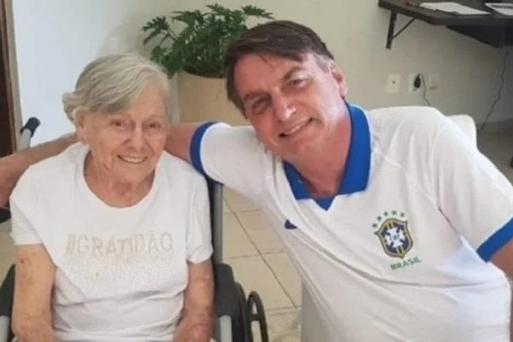 Morre Olinda, mãe do presidente Jair Bolsonaro, aos 94 anos