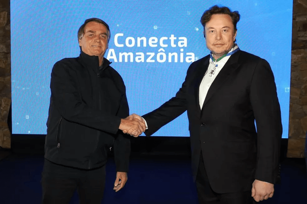 Presidente Bolsonaro se encontra com Elon Musk