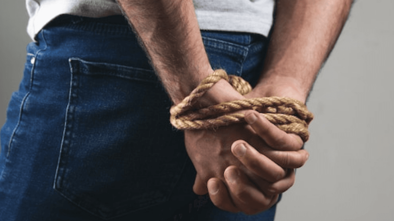 Comerciante é sequestrado e tem R$ 40 mil roubados