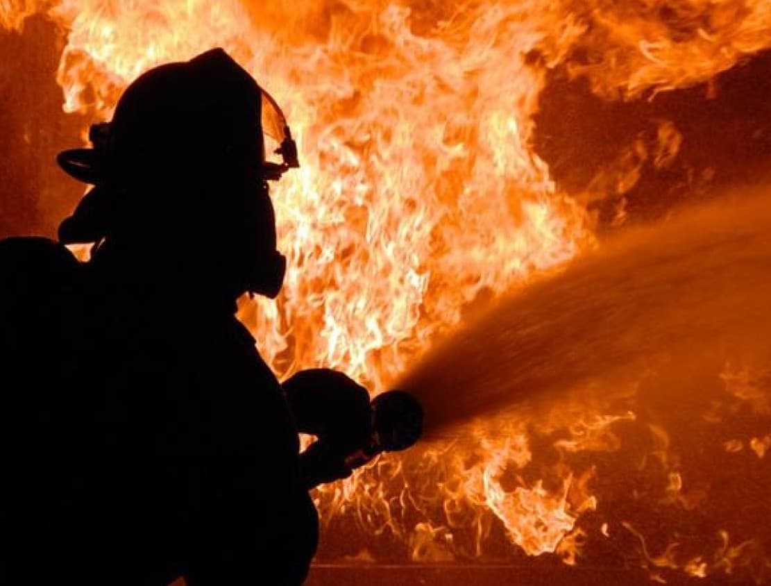 Casa cujo proprietário faleceu há seis meses é destruída por incêndio