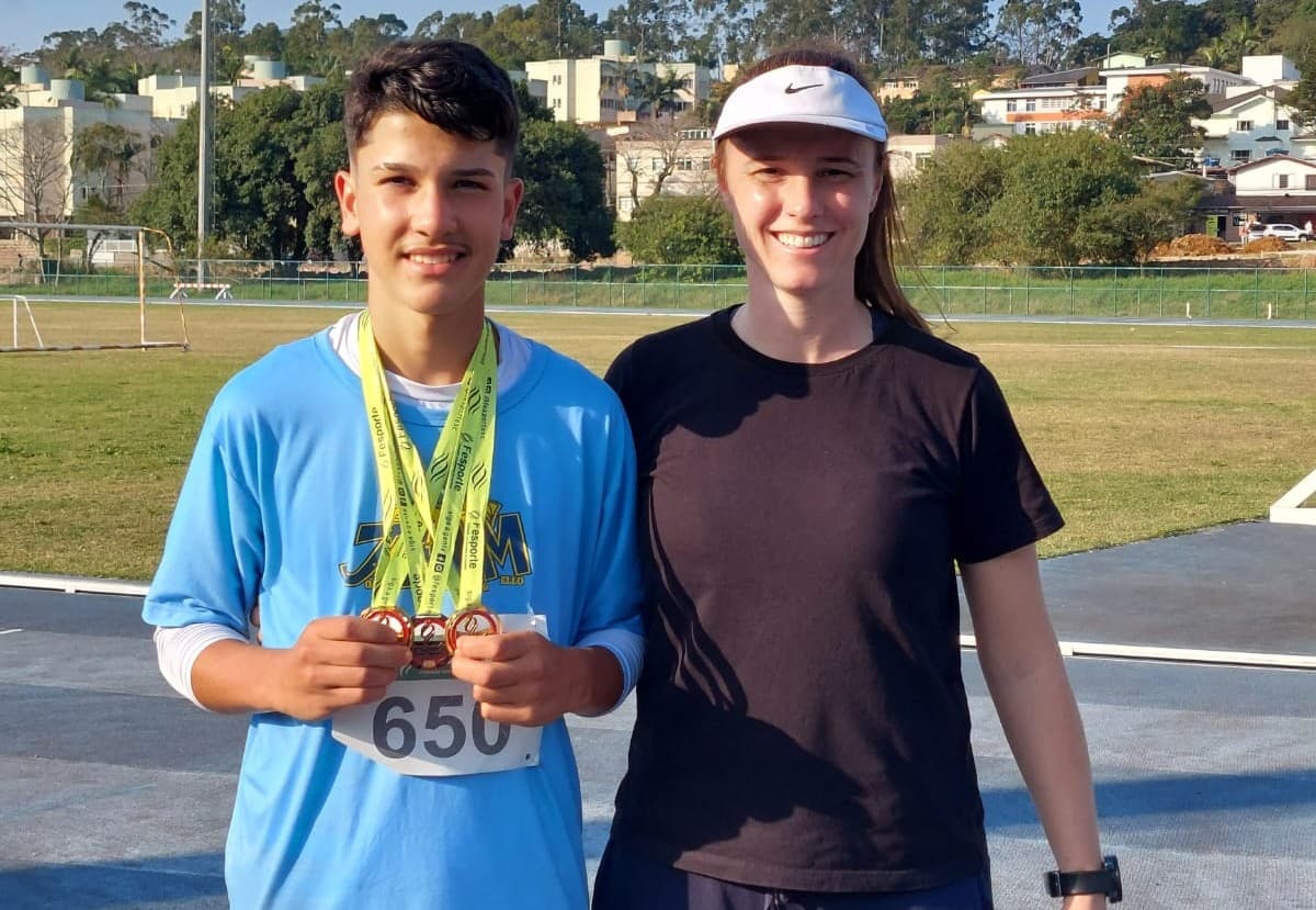 Estudante de Tubarão disputará fase estadual dos jogos escolares no salto em altura