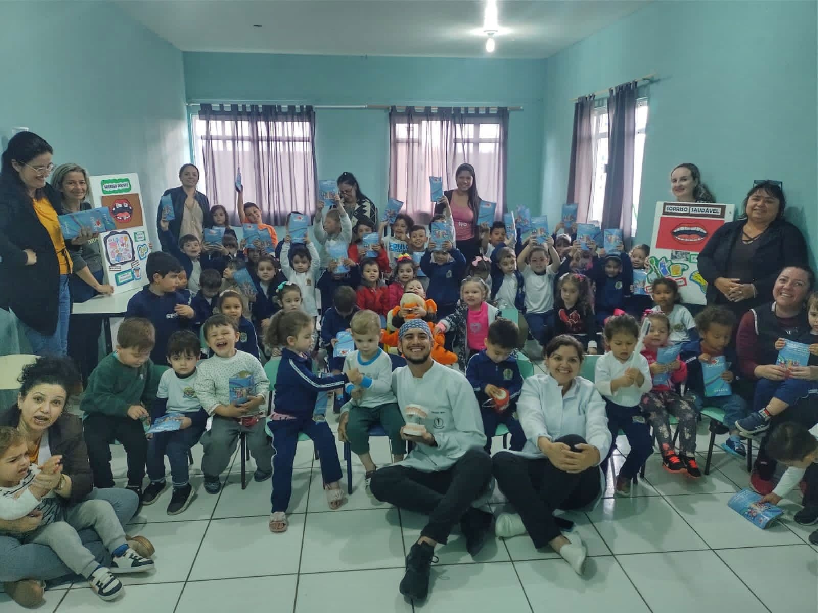 "Saúde na Escola" ressalta importância da higiene bucal para alunos de Laguna