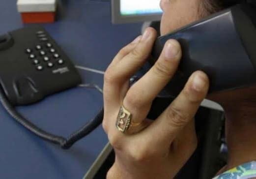 Por telefone, criminoso ameaça entrar em loja atirando se não receber dinheiro