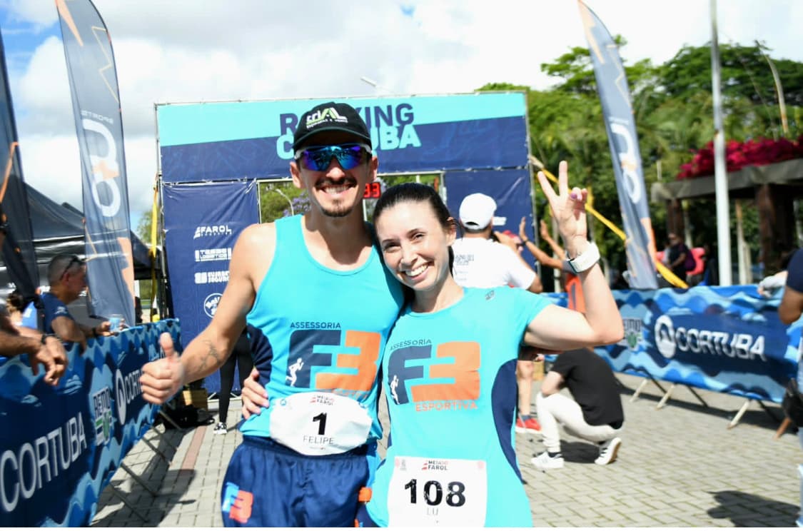 Casal vence a Meia Maratona do Farol Shopping, em Tubarão