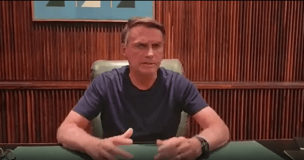 Presidente Jair Bolsonaro pede que manifestantes desobstruam rodovias