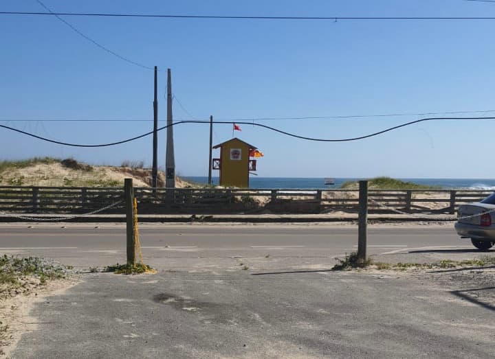 Homem morre após levar facada da esposa; ela alega legítima defesa