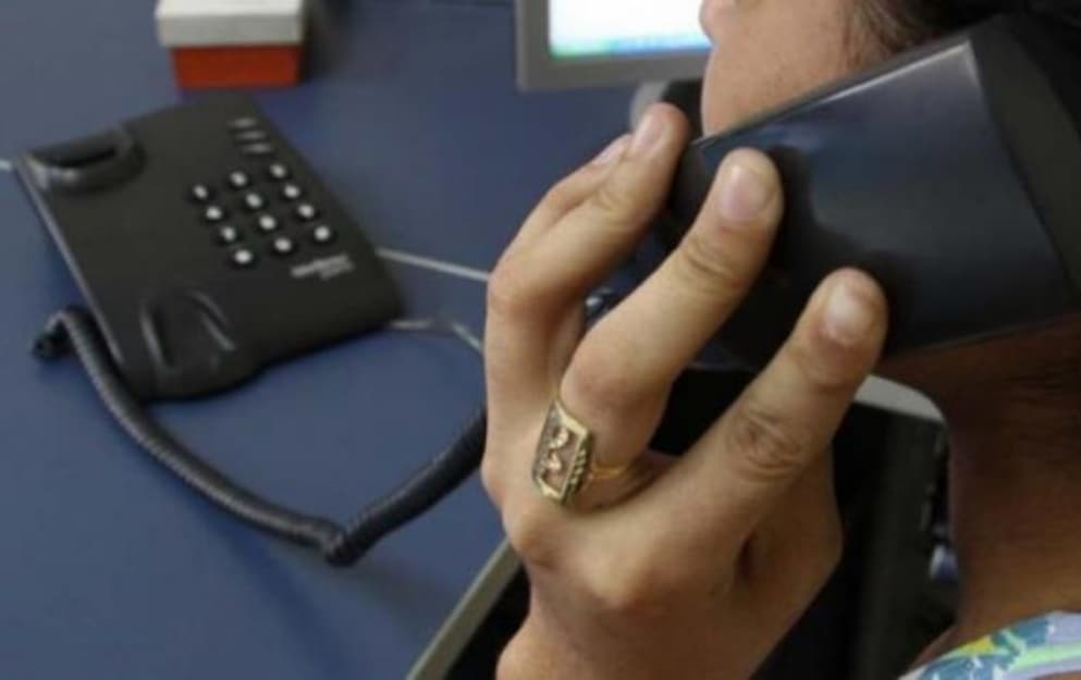 Funcionários de farmácias são ameaçados por telefone por bandidos