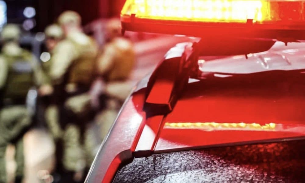 Veículo com drogas e celulares é apreendido no bairro Campestre