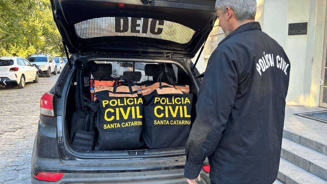 Mais de R$ 7,3 milhões são apreendidos com empresários suspeitos de fraude