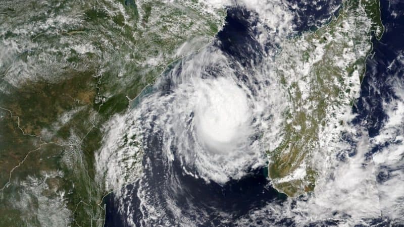 Ciclone extratropical deve atingir SC nesta quinta-feira (14)