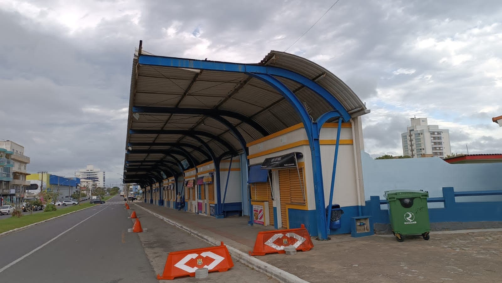 Terminal urbano em Imbituba é interditado por conta dos fortes ventos