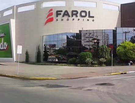 Farol Shopping fecha mais cedo por causa das chuvas