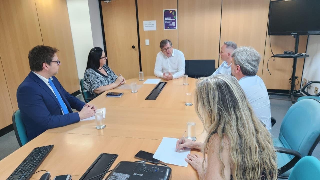 Gestores da CDL Tubarão participam do Fórum Nacional do Comércio em Brasília