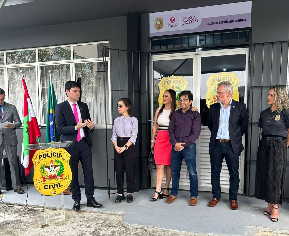 "Sala Lilás" para atender mulheres vítimas de violência é inaugurada em Imbituba