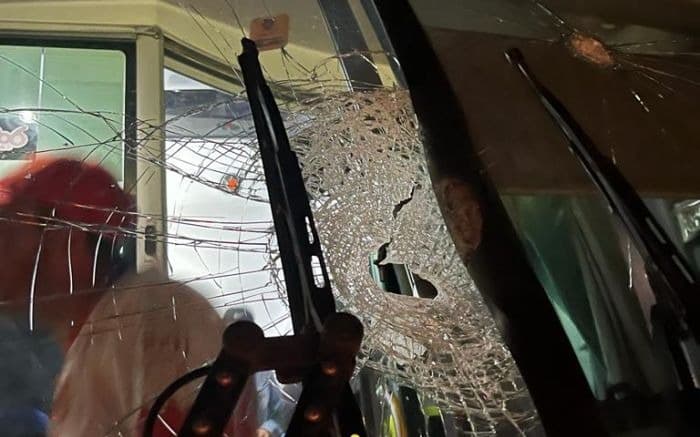 Hercílio Luz se posiciona após pedras arremessadas em ônibus da torcida