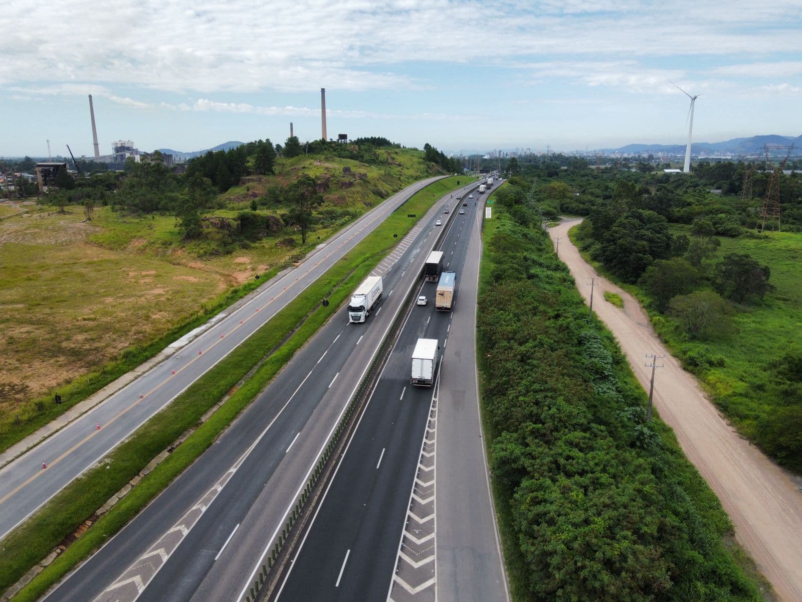 Marginal da BR-101 em Capivari ficará interditada por cerca de 7 meses