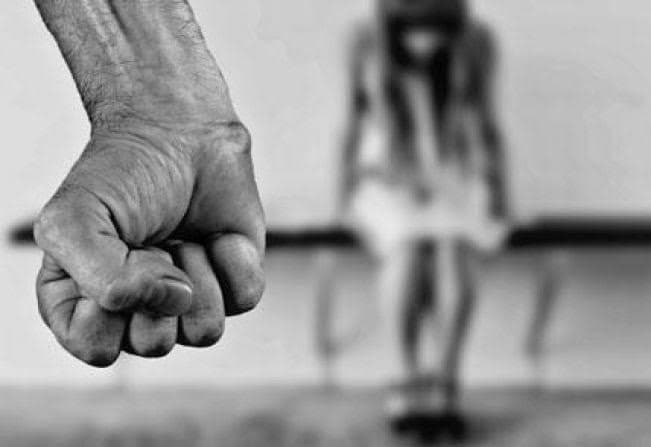 Crianças são espancadas pelo padrasto em Tubarão