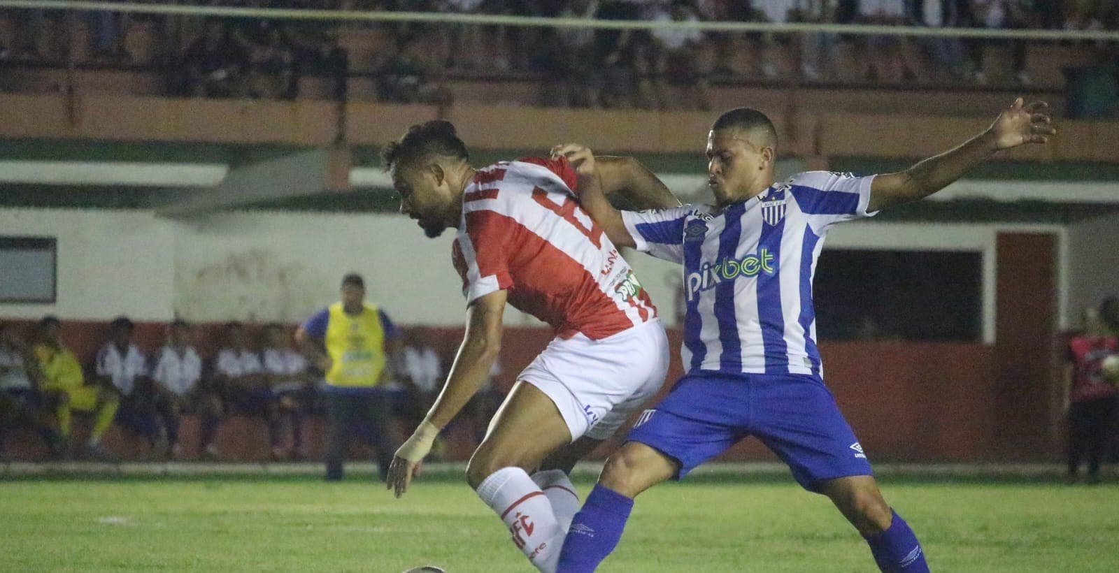 CATARINENSE: Hercílio Luz marca no fim e vence Avaí