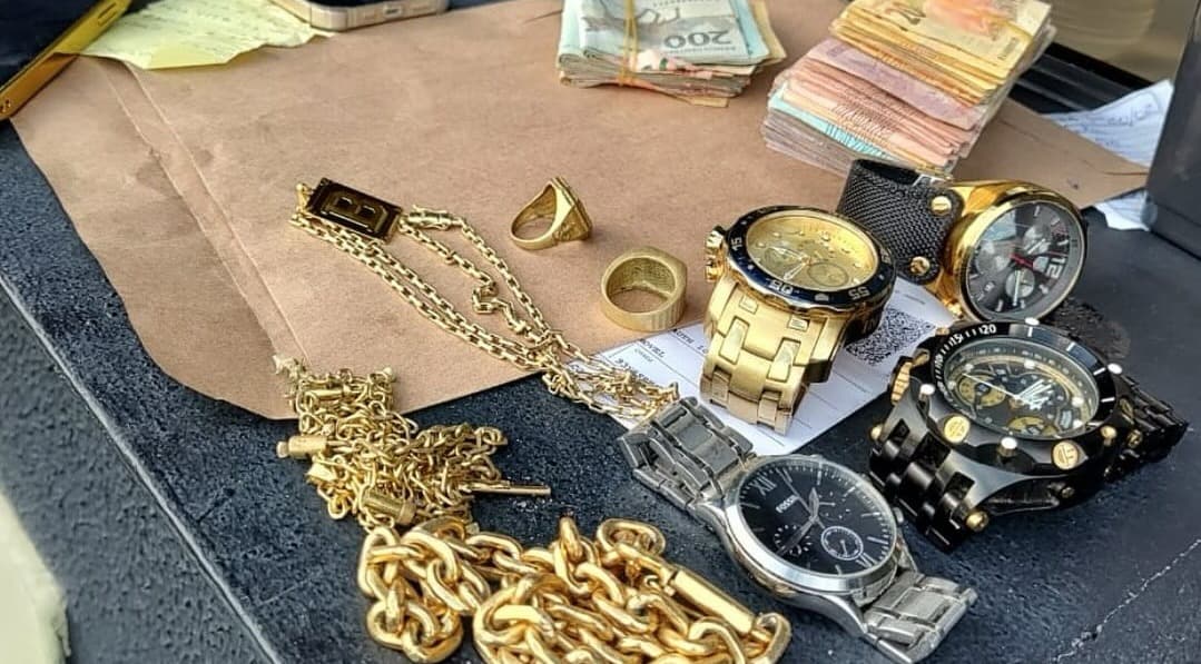 Foragidos do RS são presos em Imbituba