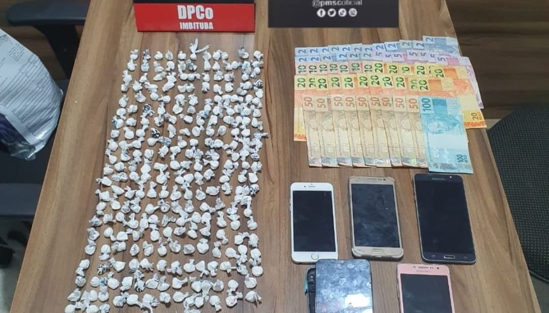 Grande operação é deflagrada para apurar homicídio em Imbituba